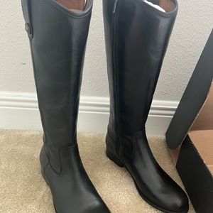 Frye Melissa Inside zip black boots. NEVER WORN. New in box. Size 7.5